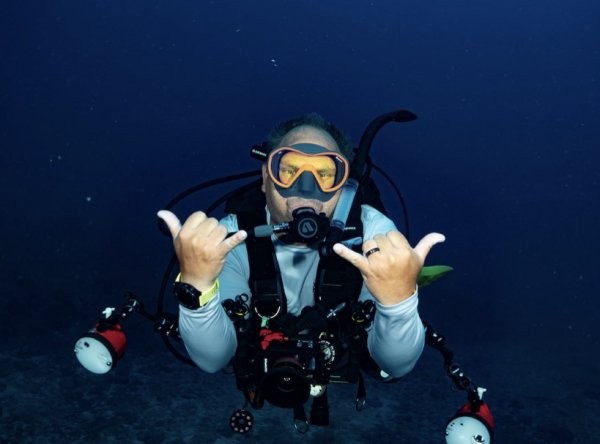 Alex He, PADI Master Instructor - Management, Instructor Manager | Rainbow Reef Dive Center, Key Largo, Florida Keys image