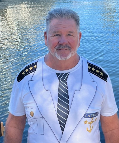 Dennis, PADI Open Water Scuba Instructor - Captains, Captain | Rainbow Reef Dive Center, Key Largo, Florida Keys image