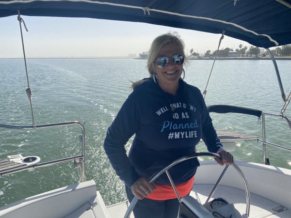 Tammy, PADI Open Water Scuba Instructor - Captains, Captain | Rainbow Reef Dive Center, Key Largo, Florida Keys image